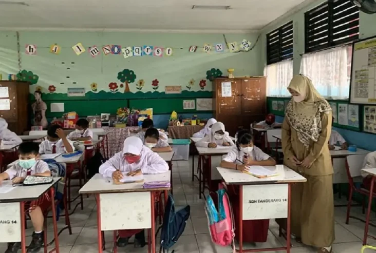 Kemendikbudristek Kembali...