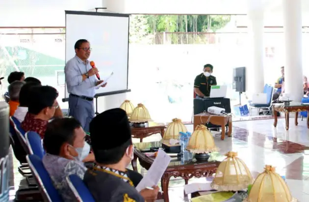 Berstatus Tuan Rumah,...