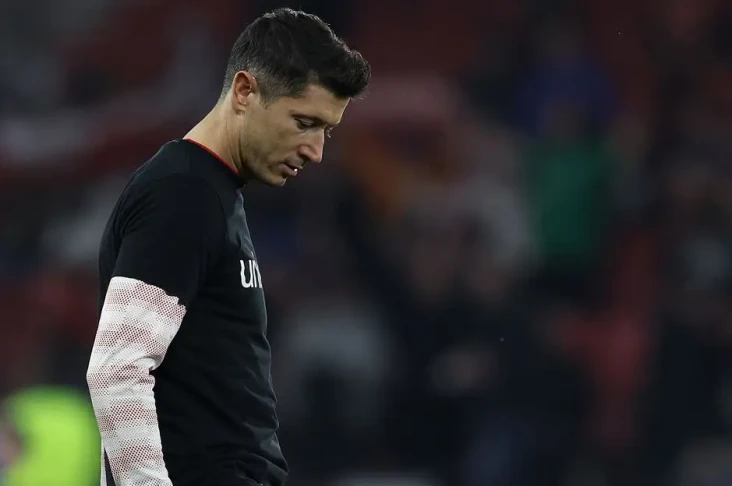 Tawar Lewandowski Rp946...
