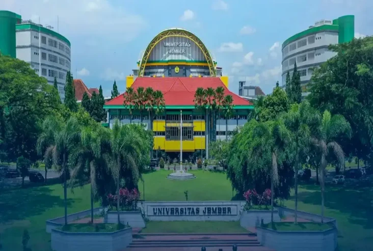23.312 Siswa Mendaftar...
