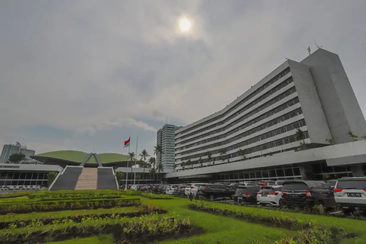 DPR Minta Rp48,7 Miliar...