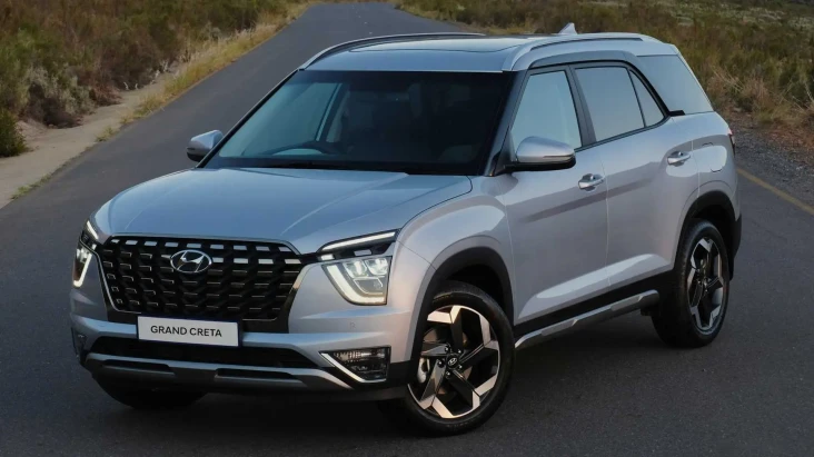 Hyundai CRETA dengan...
