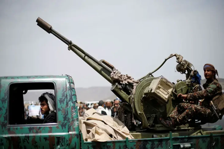 Houthi Yaman Terapkan...