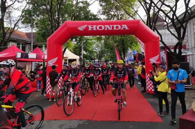 Gowes Bareng Honda di...