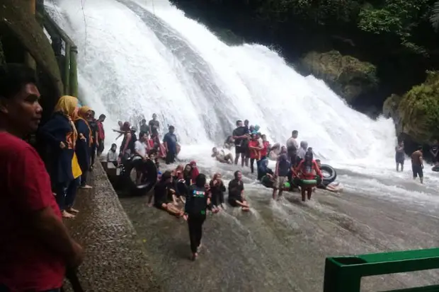 Wisata Alam Bantimurung...