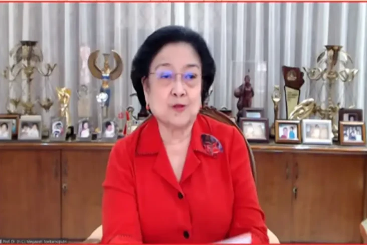 Megawati Jelaskan Duduk...