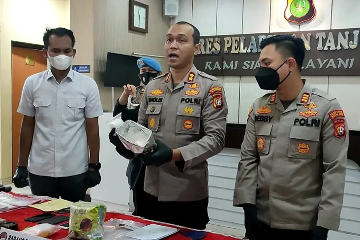Ungkap 3 Kasus Narkoba,...