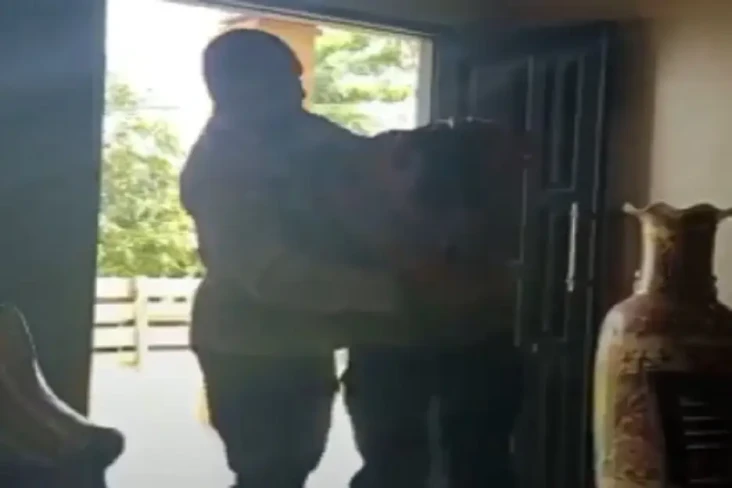 Viral! Perwira Polisi...