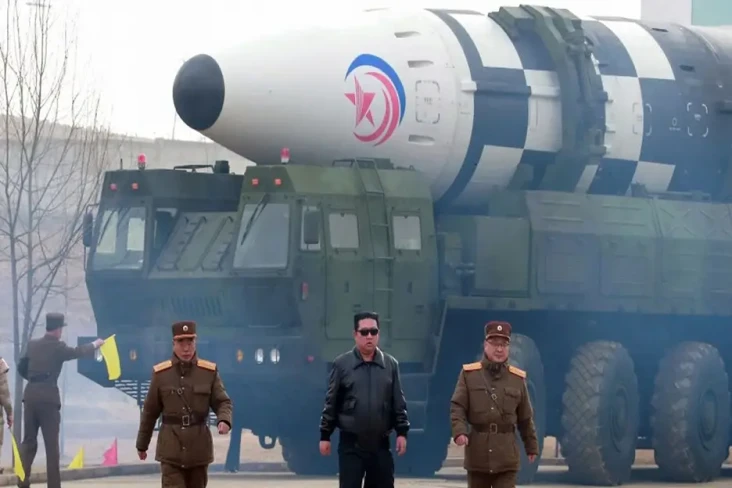 Kim Jong-un: Korut Kembangkan...