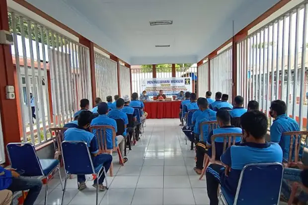 Warga Binaan di Rutan...