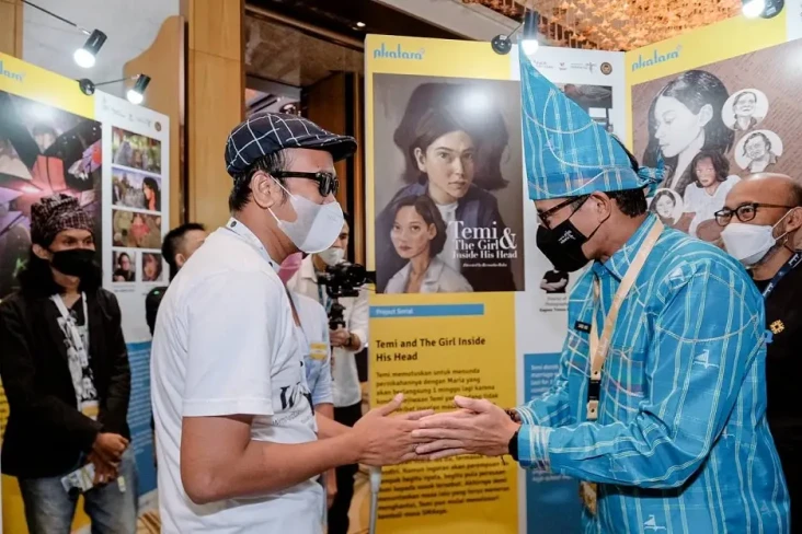 Bangkitnya Industri...