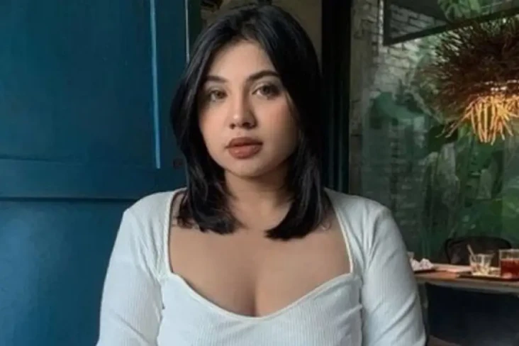 Begini Cara Dea OnlyFans...