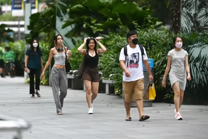 Senangnya Warga Singapura...