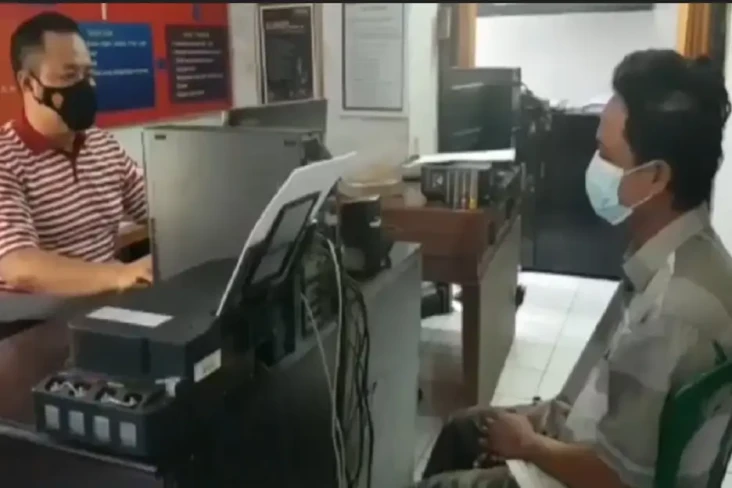 Nekad Curi Kotak Amal,...