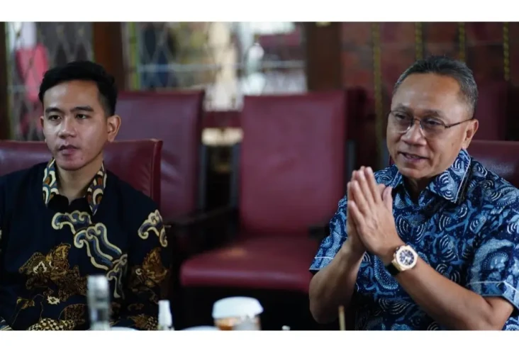 Zulkifli Hasan Bertemu...