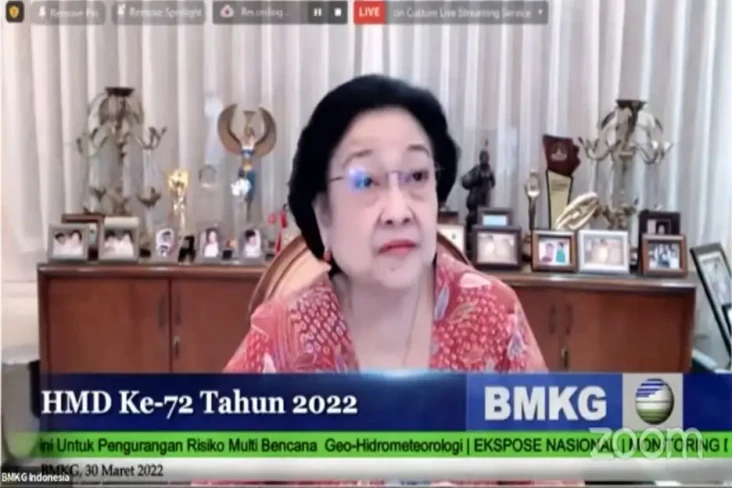 Banjir NTT, Megawati...