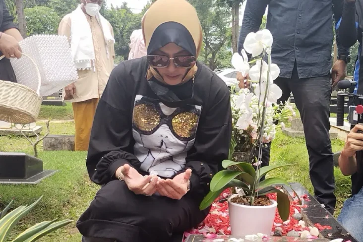 Ogah Kembali ke Dunia...