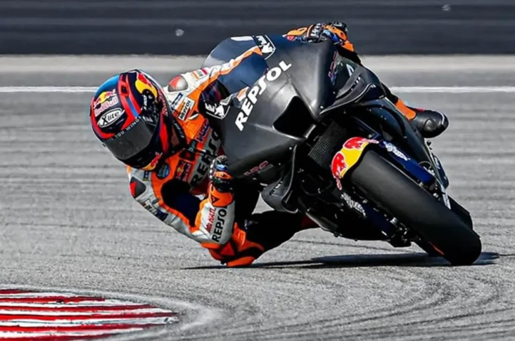 Stefan Bradl Resmi Gantikan...
