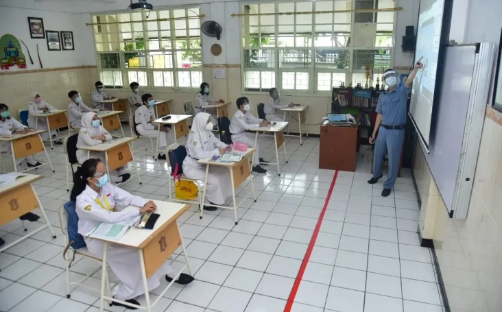 Pemprov Jatim Pertimbangkan...