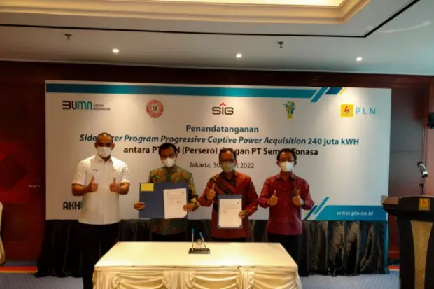 PT Semen Tonasa dan...