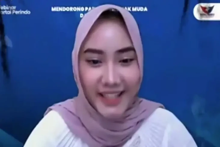 Mahasiswi: Partai Perindo...