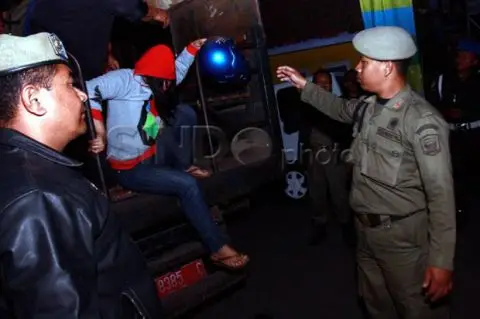 Cegah Seks Bebas, Satpol...