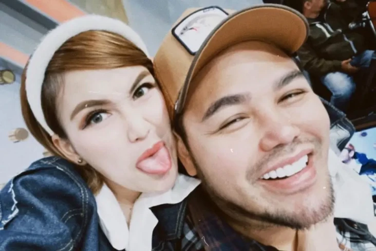 Ayu Ting Ting dan Ivan...