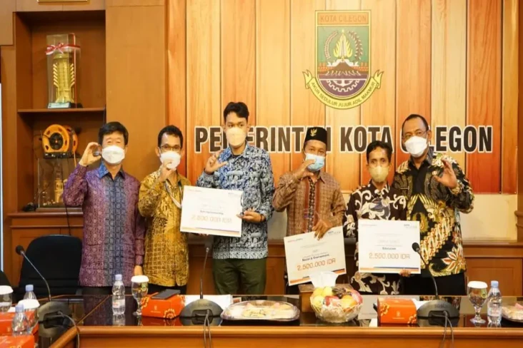 Krakatau Posco Buka...