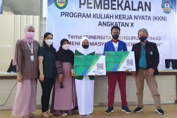 Ratusan Mahasiswa KKN...