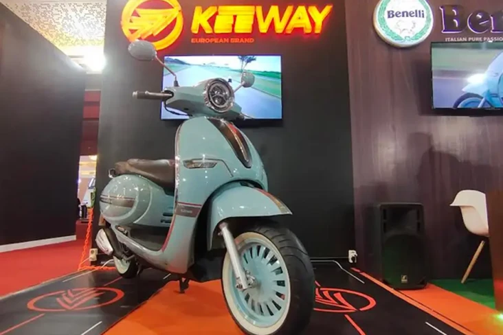 Jadi Pesaing Vespa,...