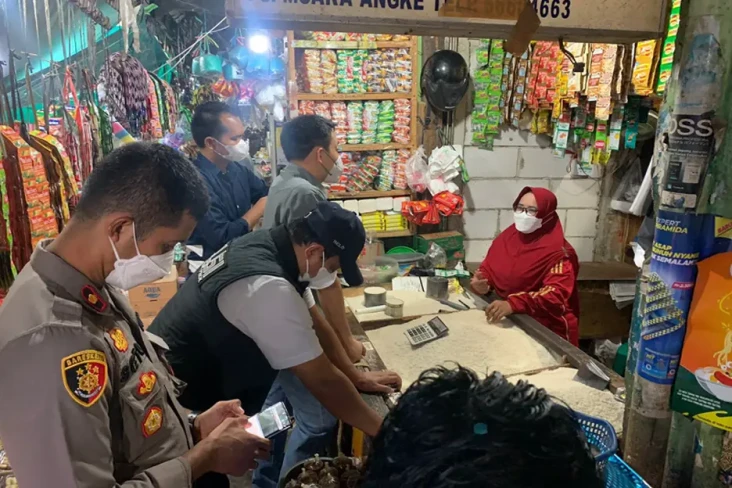 Polisi Cek Ketersediaan...
