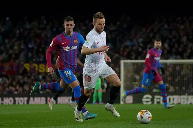 Liga Spanyol 2021/2022:...