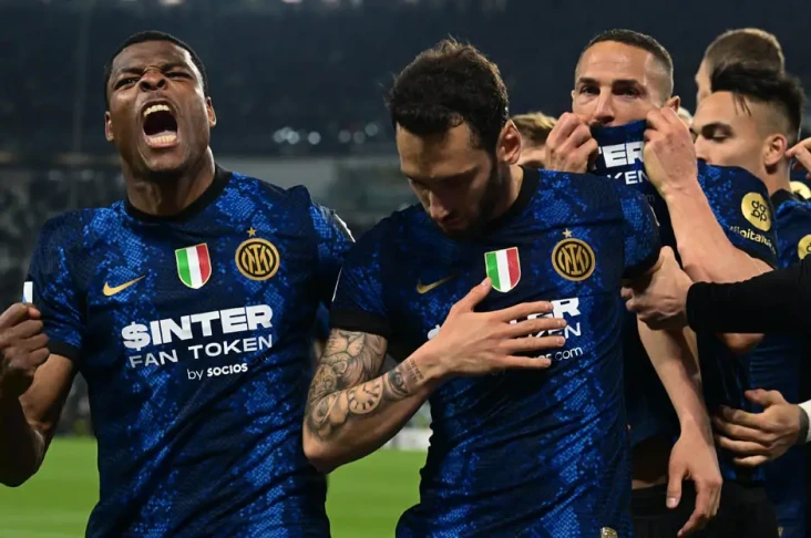 Hasil Liga Italia 2021/2022,...