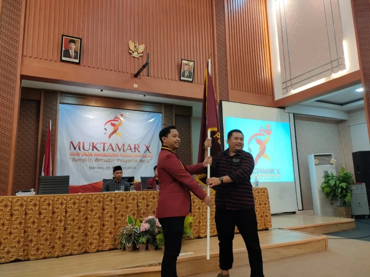 Ilham Nurhidayatullah...