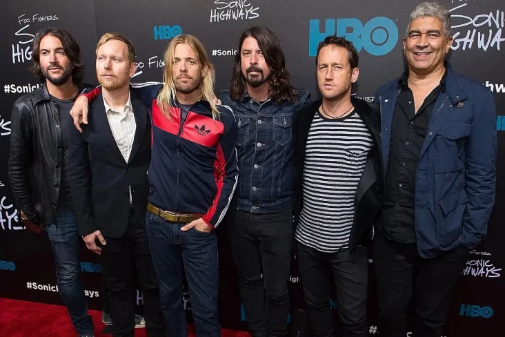 Foo Fighters Batal Tampil...