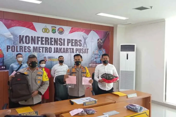 Polisi Beberkan Kronologi...