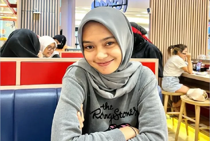Kisah Ratu, Diterima...