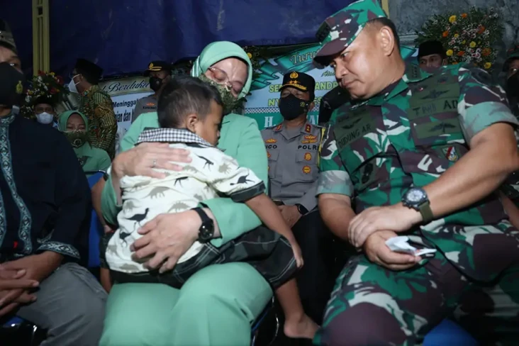 Bantu Keluarga Sertu...