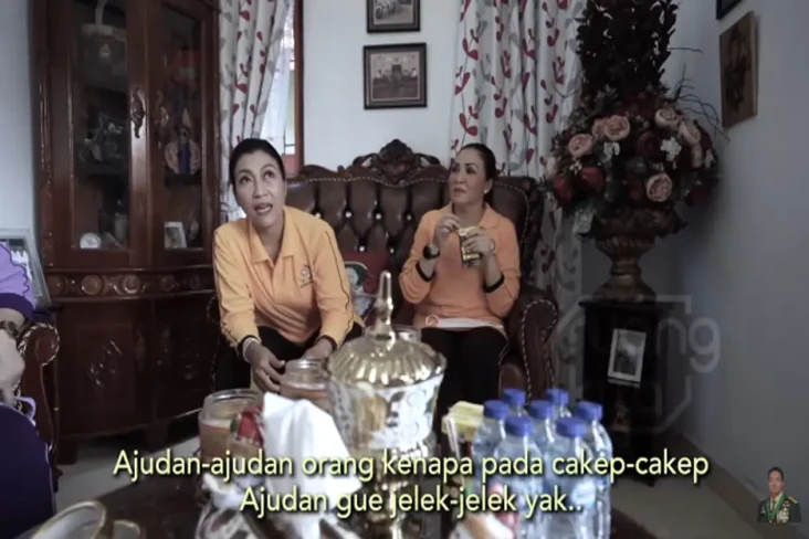 Kelakar Istri Panglima...