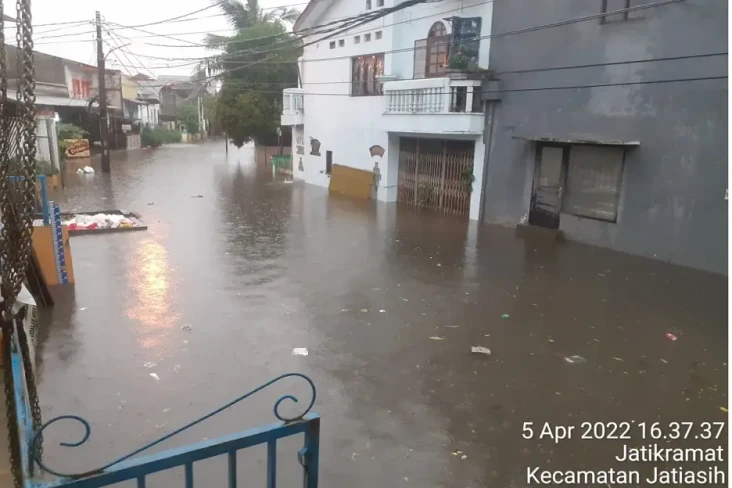 Banjir Genangi 11 Kawasan...