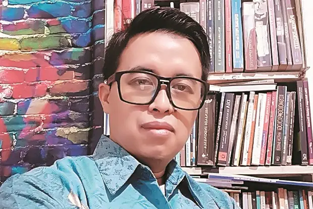 Pandemi yang Tak Cukup...