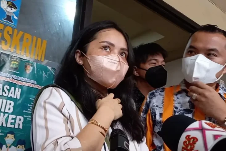 Diperiksa Polisi Selama...