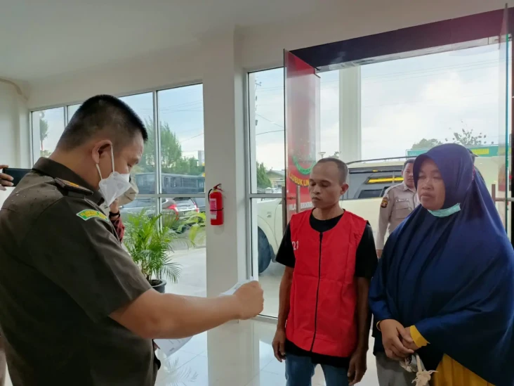 Edi Warga Muratara yang...