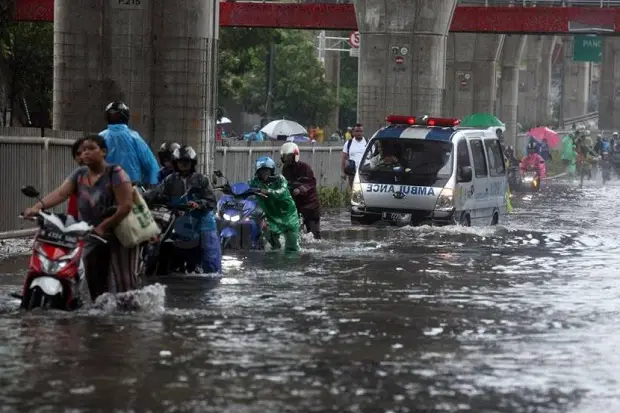 Jakarta Diguyur Hujan...
