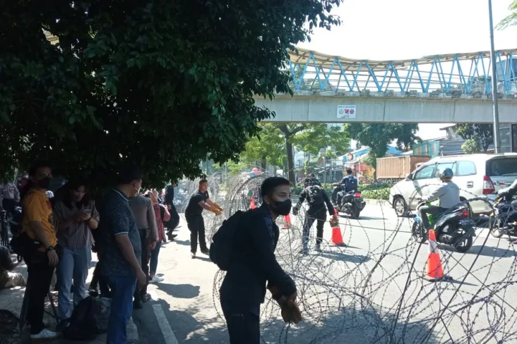 Jelang Vonis Munarman,...