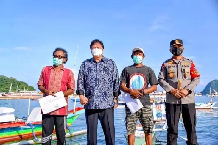 Ketum Golkar Airlangga...