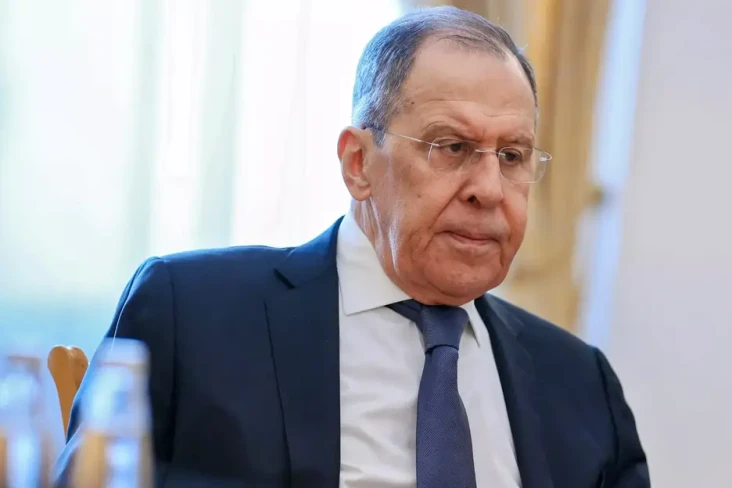 Menlu Rusia: Barat Coba...