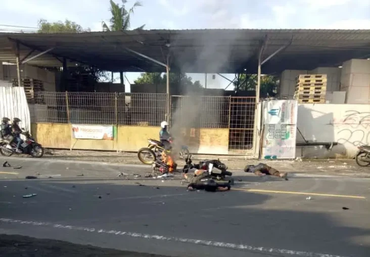 Tabrakan 2 Sepeda Motor...