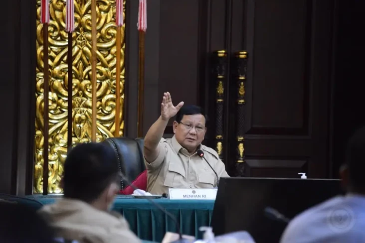 Tingkatkan Industri...