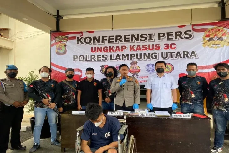 Melawan saat Disergap,...